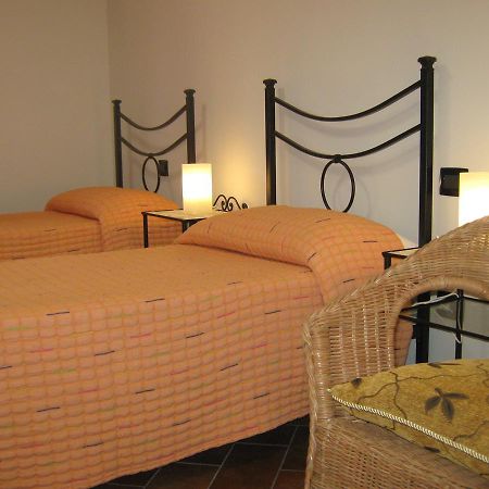 B & B Oasi Rosciano  外观 照片