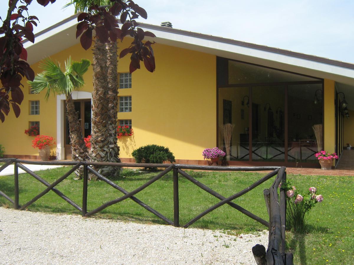 B & B Oasi Rosciano  外观 照片