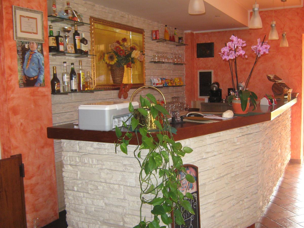 B & B Oasi Rosciano  外观 照片