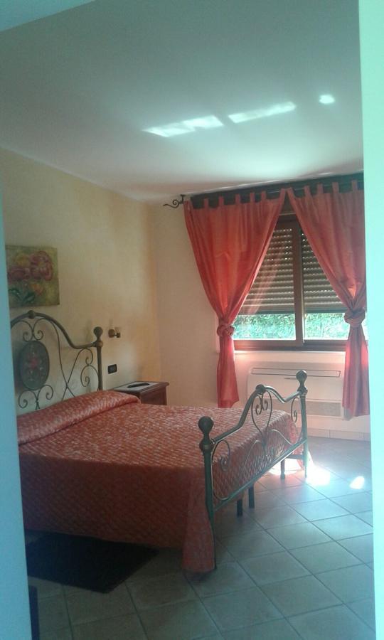 B & B Oasi Rosciano  外观 照片