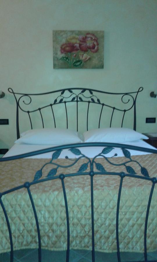 B & B Oasi Rosciano  外观 照片