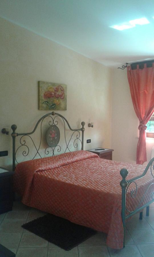 B & B Oasi Rosciano  外观 照片