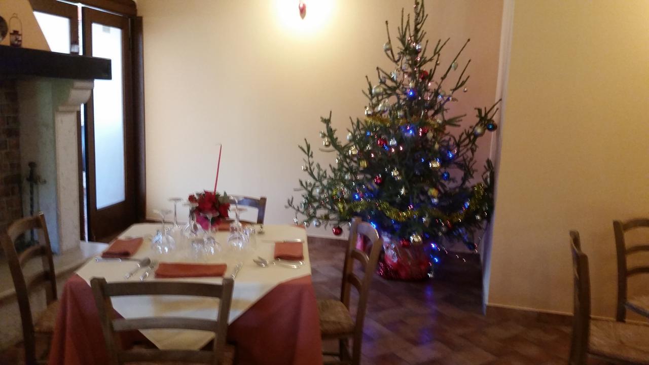 B & B Oasi Rosciano  外观 照片
