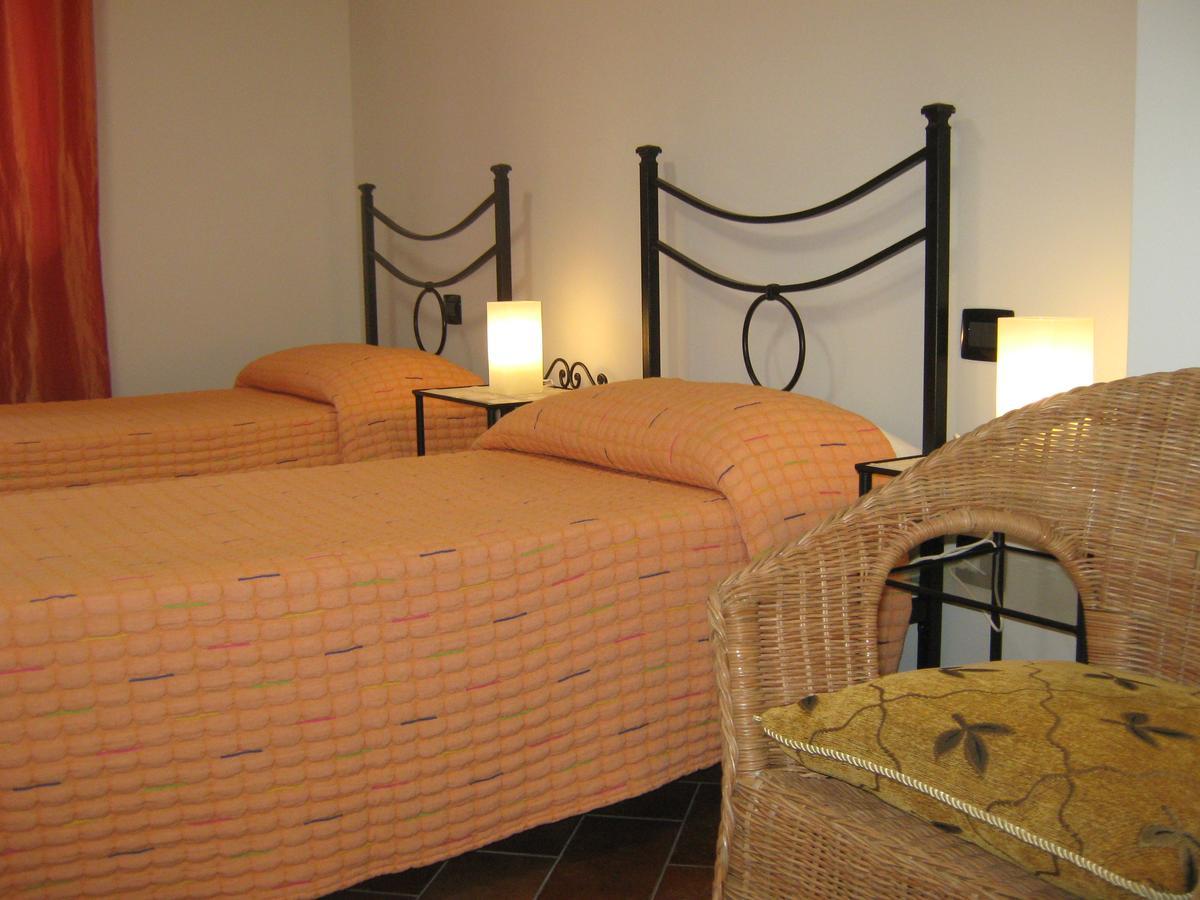 B & B Oasi Rosciano  外观 照片