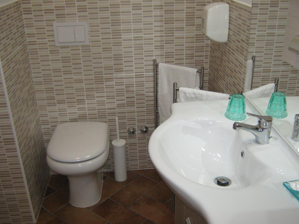 B & B Oasi Rosciano  外观 照片