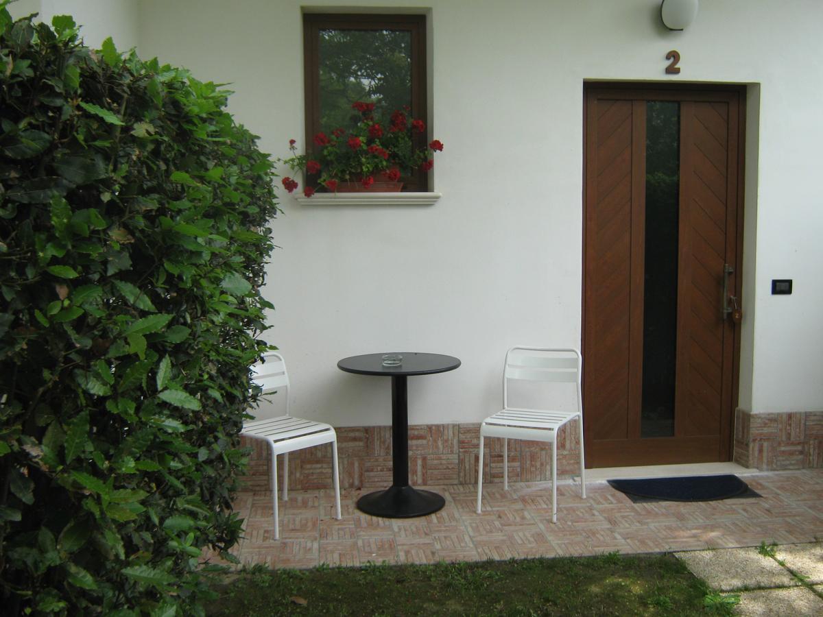 B & B Oasi Rosciano  外观 照片